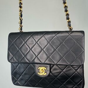 Vintage Chanel classic mini flap